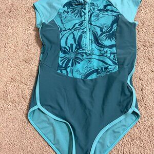 Athleta GIRL One Piece Swimsuit L🩵